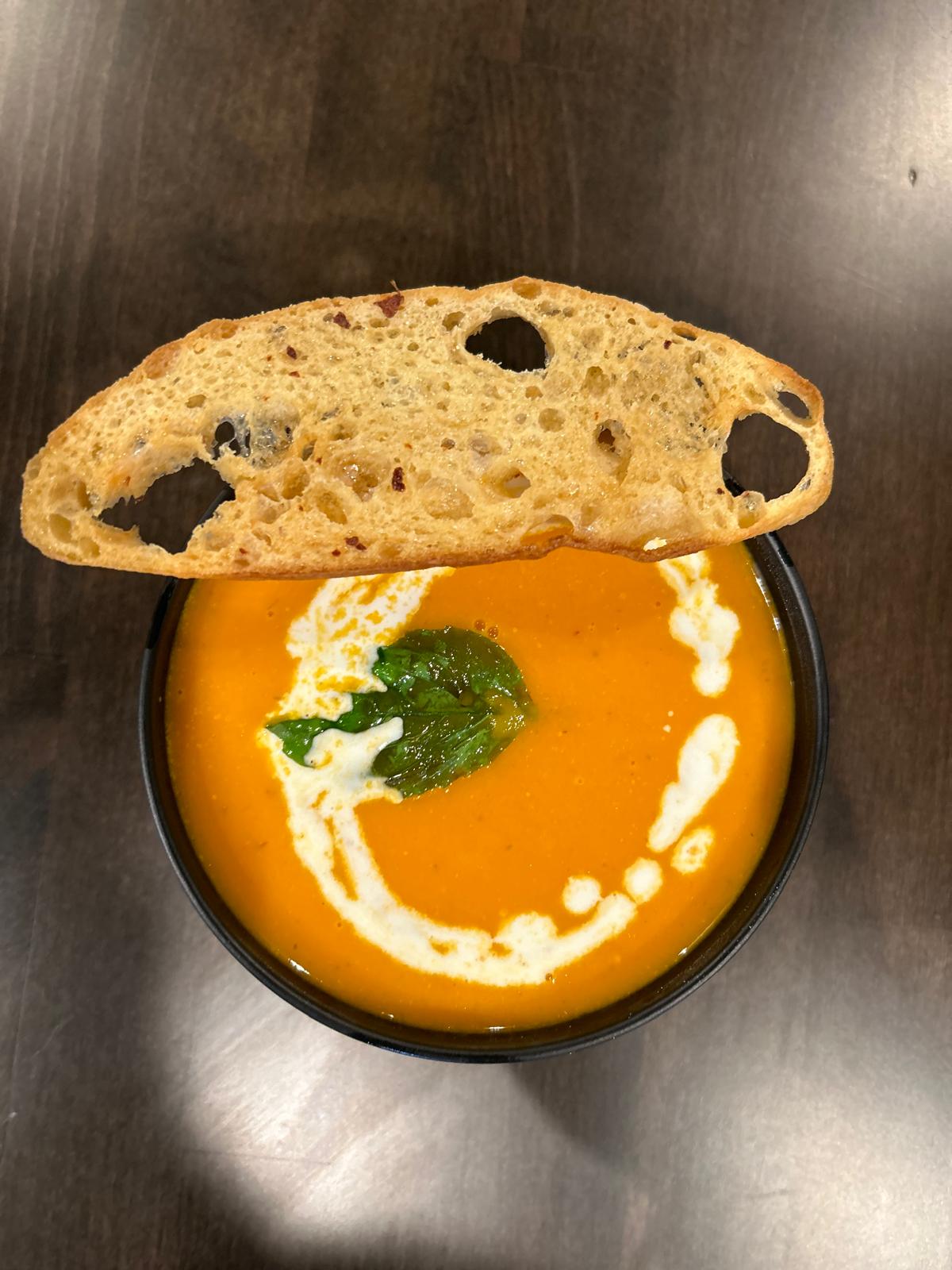 Tomato basil Soup